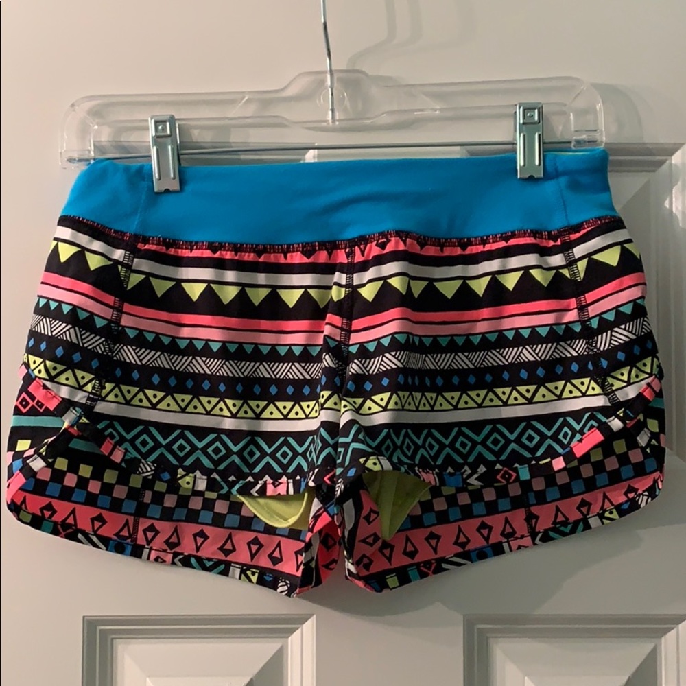 IVIVVA SHORTS